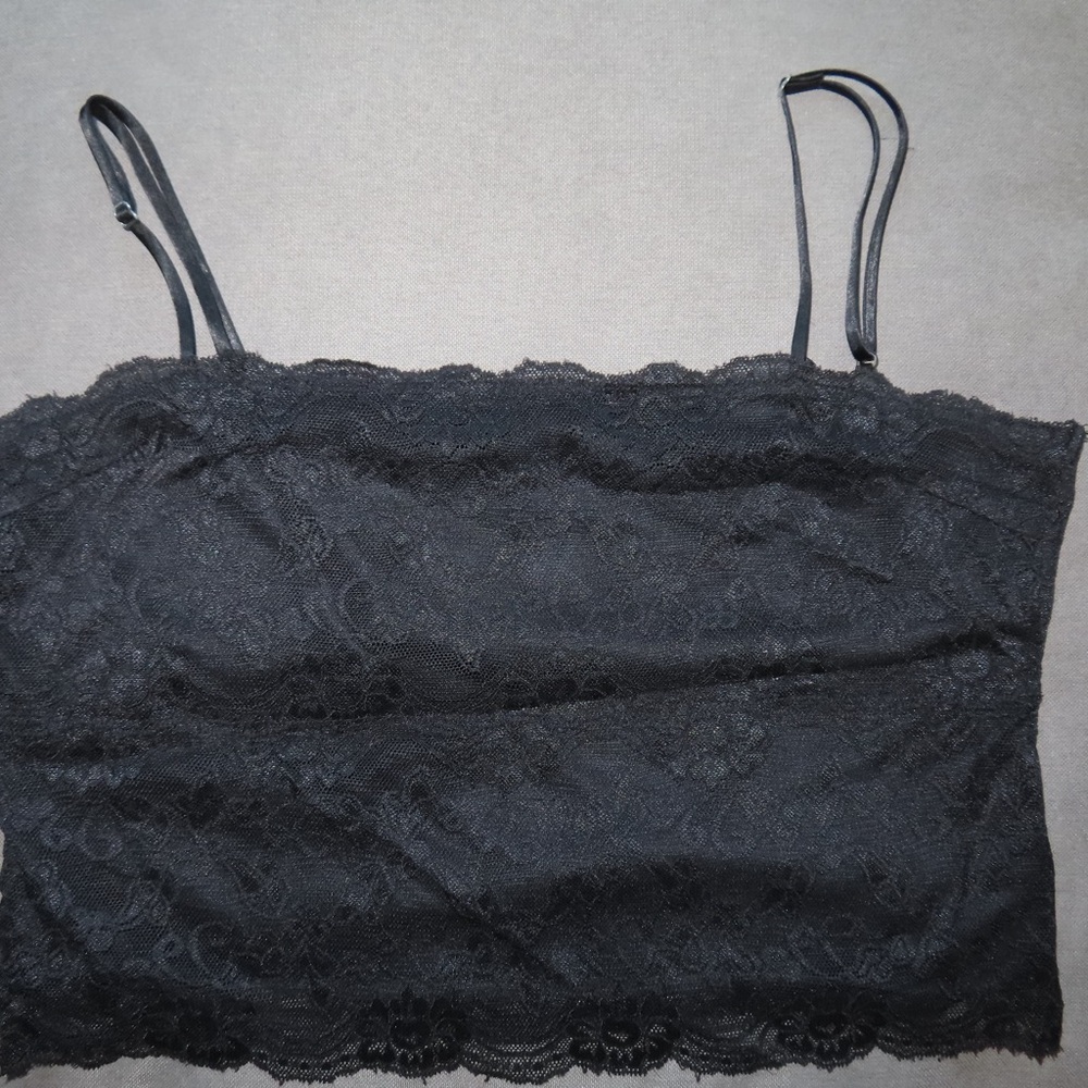 Elegant Black Lace Chemise